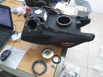 BMW OEM Gas Tank Petrol Tank Fuel Tank 1999 - 2010 F650 GS Dakar 16117651037 #A1