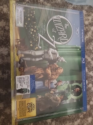 Limited Edition Wizard Of Oz Ultimate Collectors Edition  BLUE RAY