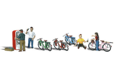 Woodland Scenics ~ N Scale People ~ Bicycle Buddies ~ A2194