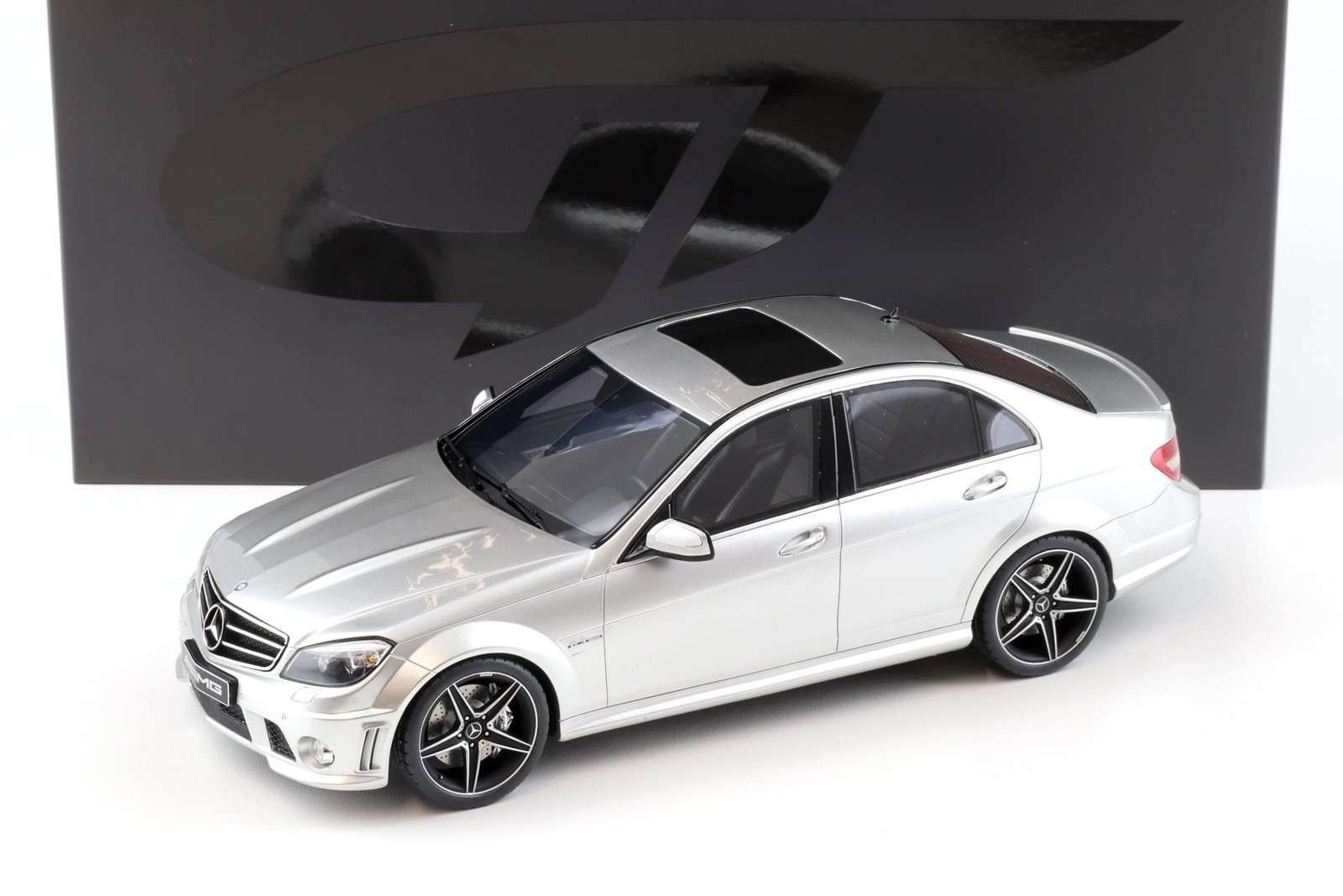 1:18 GT Spirit GT462 Mercedes C63 AMG W204 Limousine Iridium Silver 2007