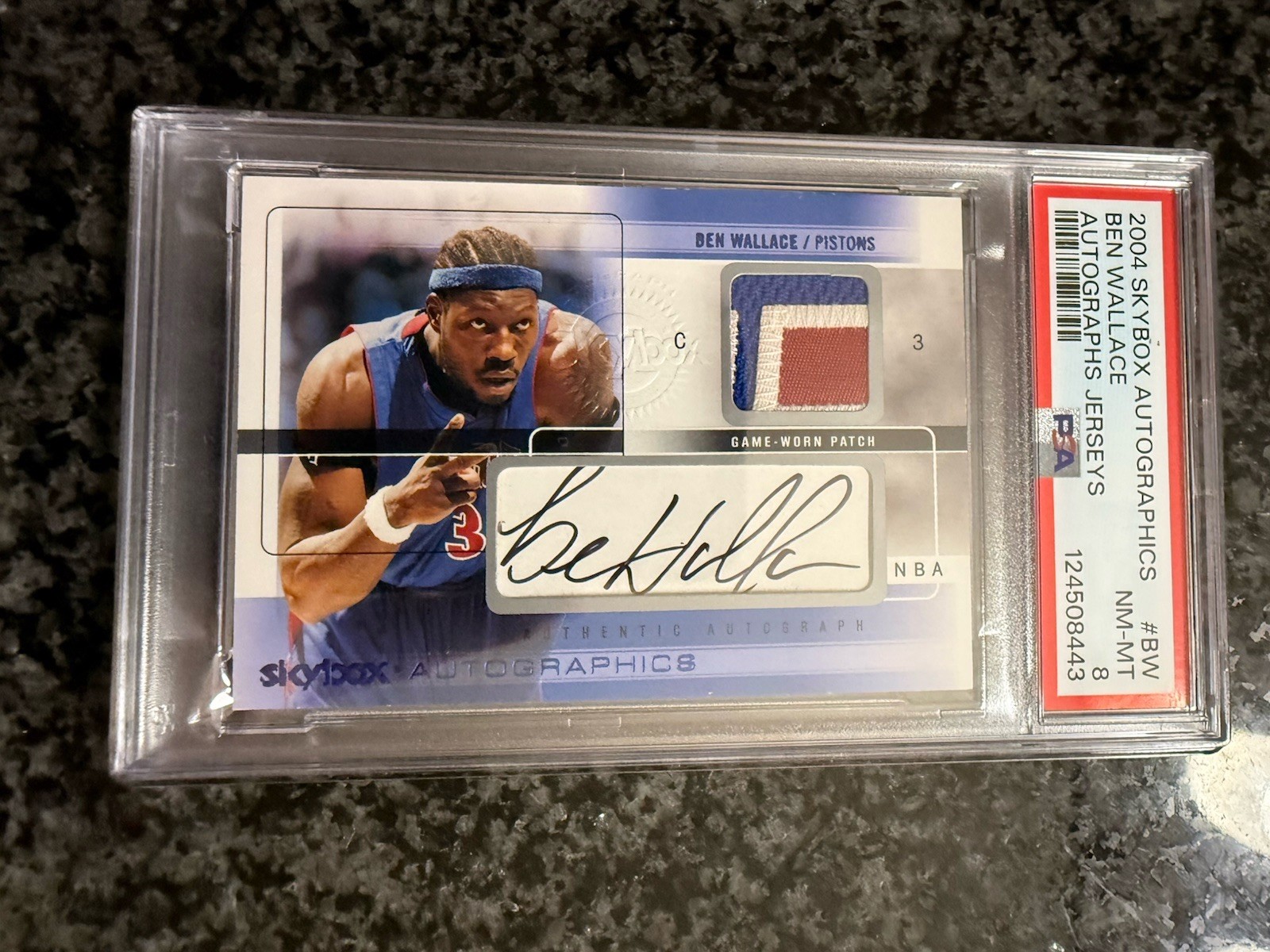 2004-05 SkyBox Autographics #AG-BW Ben Wallace 3 Color Patch AUTO PSA 8