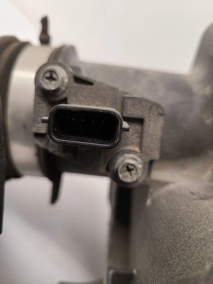 Filtro de aire Nissan Versa 2013-2019 1,6 L 165009KA0A 13-19 Foto 4 de 4