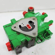 Used Hydraulic Inlet Priority Valve Fits John Deere 7630 7730 7830 7930 Re254025