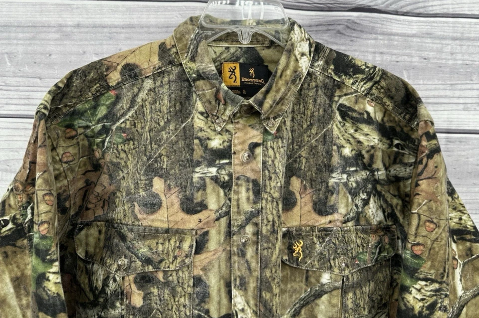 BROWNING BUTTON FRONT HUNTING SHIRT - MOSSY OAK BREAK UP CAMO - MEN'S SIZE XL - Image 2 of 4
