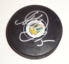Artem Anisimov signed 2016-17 Chicago Blackhawks souvenir puck w/coa Logo Puck