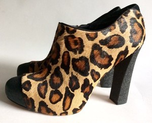 sam edelman leopard ankle boots