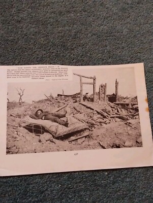 Di32 Ephemera WW1 Bild Soldat schläft auf Bett Morval