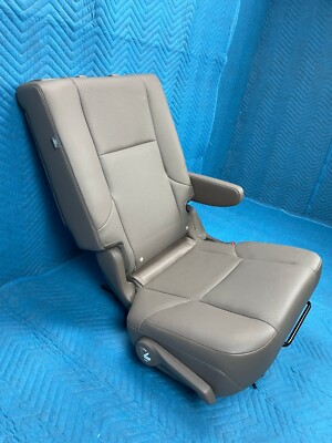 Lexus GX460 2nd Row Seat w/ Armrest RH Sepia:LB40 Perforated 08