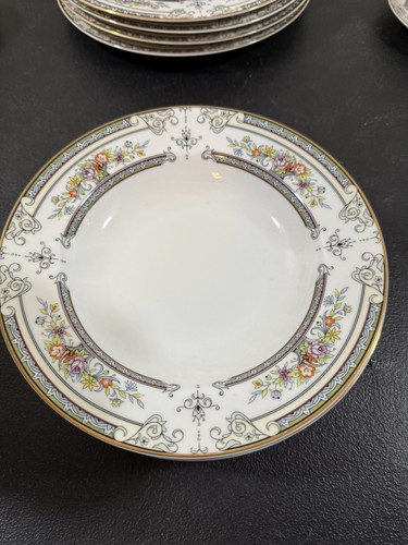 MIKASA FINE CHINA -Cambridge- 4 Place Setting(s) L9015 '80-84. 20 Pieces. VGC - Picture 5 of 12