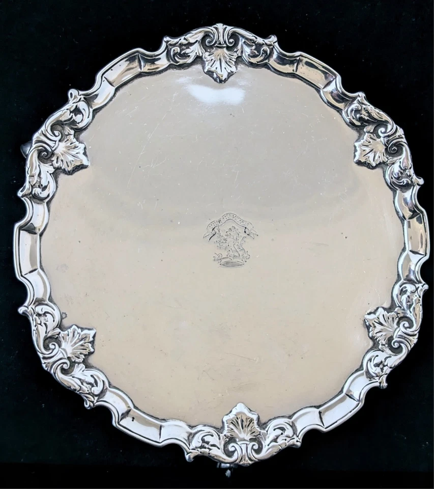 Antiguo camarero de plata de ley, bandeja para tarjetas Foto 2 de 4