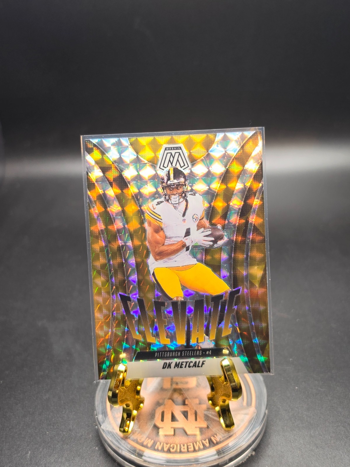 2025 Panini Mosaic - Elevate DK Metcalf #20 Reactive Yellow Mosaic Prizm /89