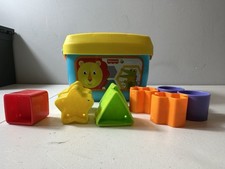 2017 Fisher-Price Mattel Block Shape Sorter Educational Storage Bucket 9 Shapes