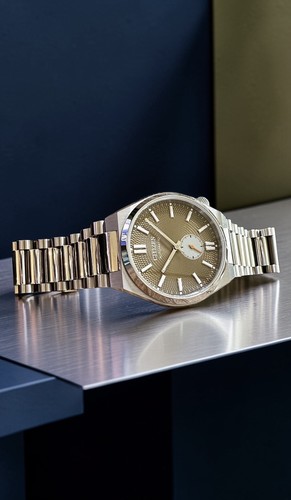 Citizen Tsuyosa Small Seconds Automatic, Box, Tags and Papers NR-Mint Condition