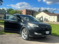 Ford: Escape Titanium