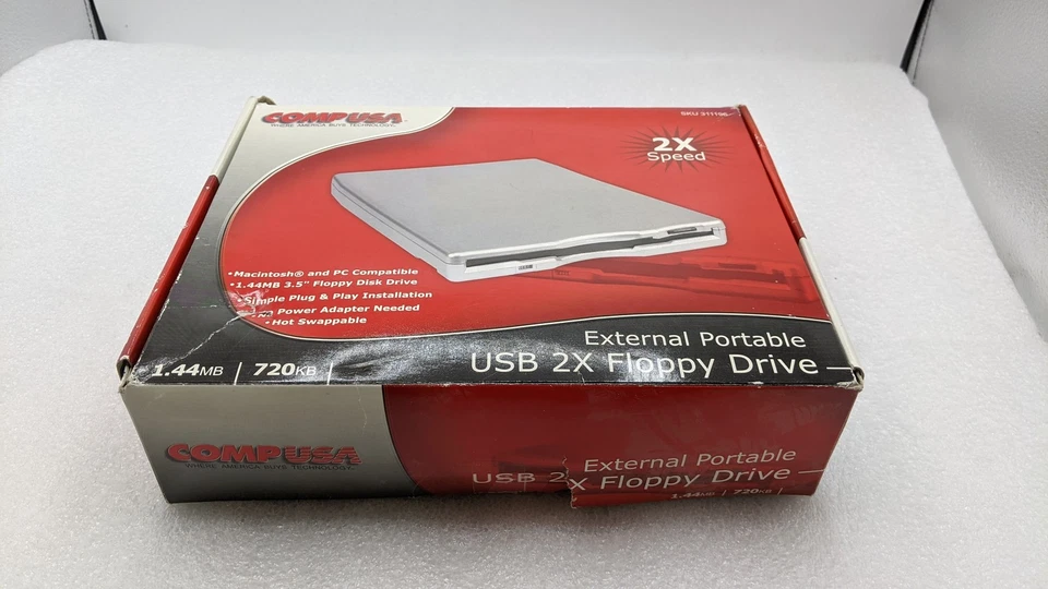 Comp USA External Portable USB 2X Floppy Drive Comp USA SKU 311196 W/ FREE S/H - Image 2 of 4