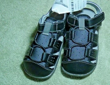 Kid’s See Kai Run Basics Water Shoes Slip On Sandals Grey Size 8