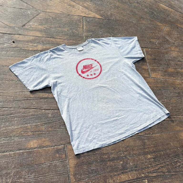 Y2K Nike Grey Tag Basic Essential TeePerfect cond… - image 1