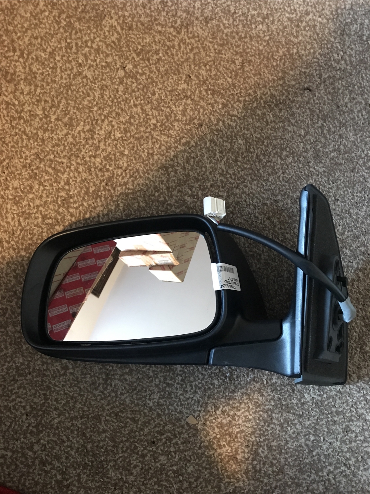 Toyota Avensis Door Mirror Left Near Side Electric 2006 RHD 
