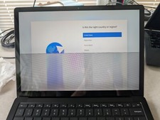 Microsoft Surface Laptop 3 13.5" 256GB SSD, Intel Core i7 10th Gen - Bad Screen