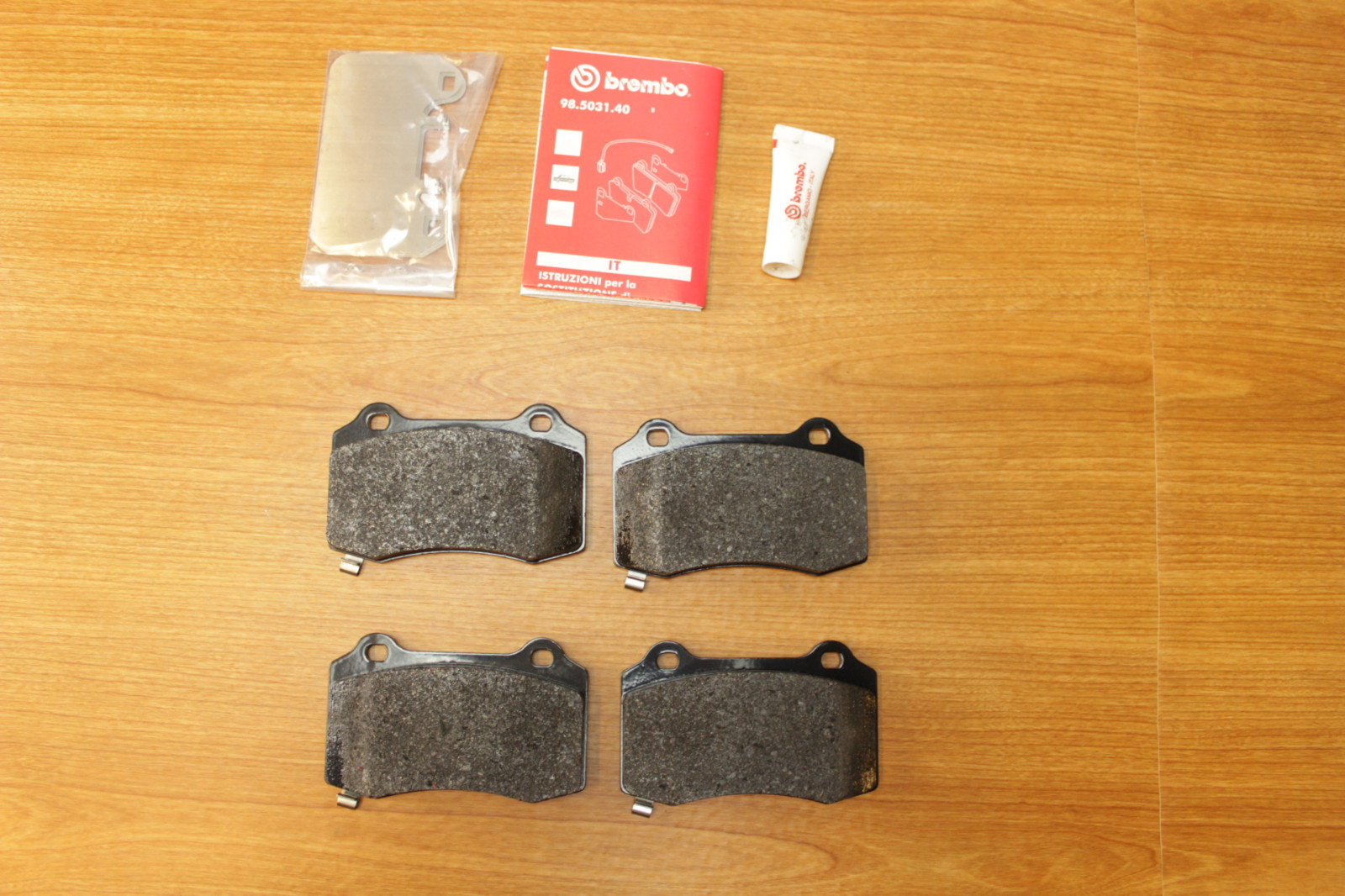 OEM Mopar 0811 Challenger 0510 CHRYSLER 300 Rear Brake Pads 5174327AC