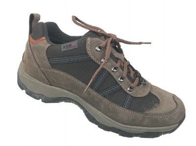 ll bean mens snow sneakers