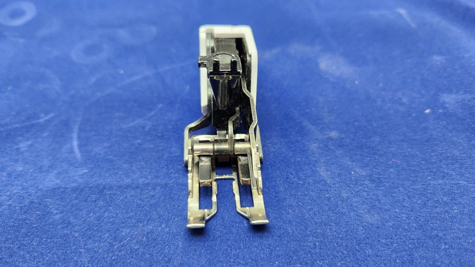 Genuine Bernina Old Style Walking Foot Serviced And Tested eBay