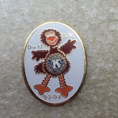 Kiwanis International Lapel Pin Div.17 S.W. 93-94 Enamel Clutch