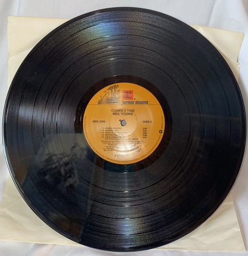 Neil Young Comes A Time 1978 LP Reprise MSK 2266 VG+/VG+ - Picture 4 of 4