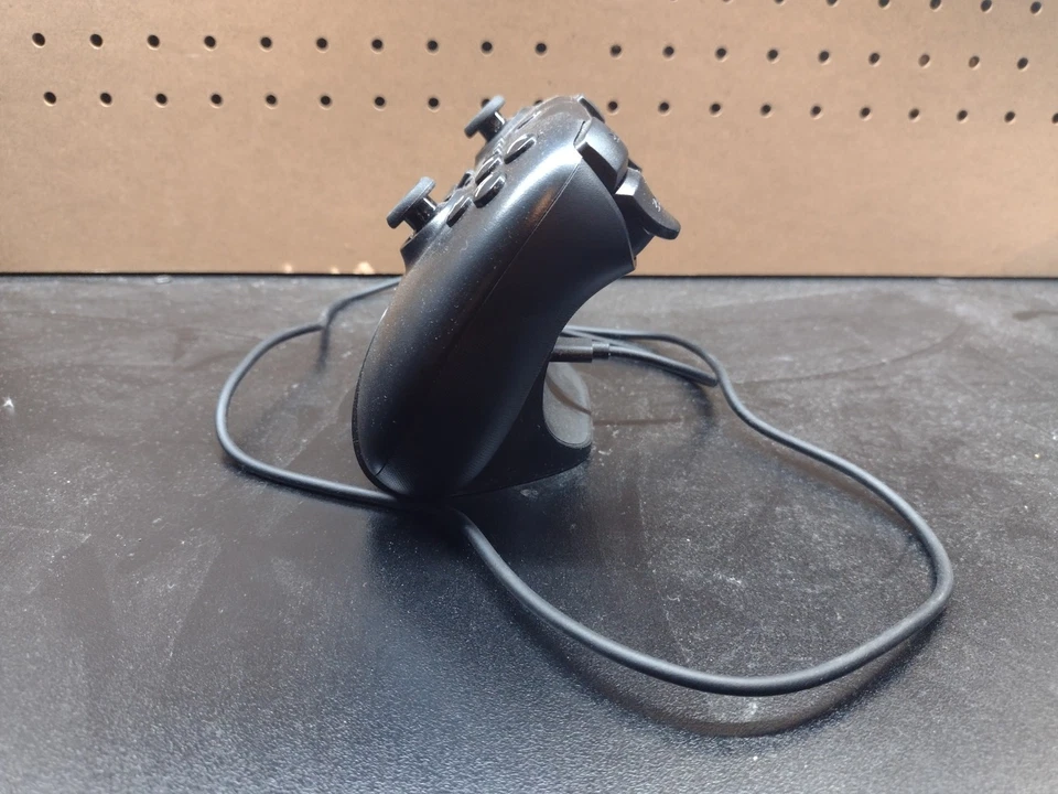 Controle Bluetooth 8BitDo Ultimate preto - Imagem 2 de 4