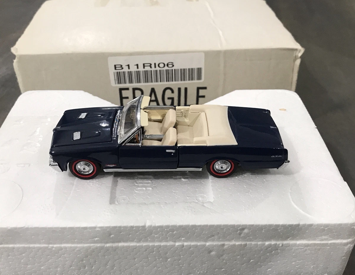 Pontiac 1964 Vehicle Year Vintage Manufacture Diecast Cars, Trucks
