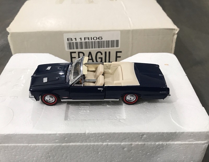 Vintage Franklin Mint Precision Models 1964 Pontiac GTO, 1989