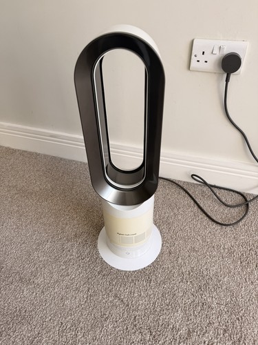 Dyson AM09 Hot and Cool Tower Fan with Remote