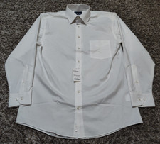New Stafford Travel Shirt Mens Medium 15-15.5 White Easy Care Broadcloth
