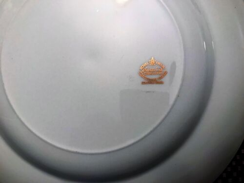 10x Royal Knight Traditional Dinnerware Staffordshire England Plates 22k Gold - Picture 6 of 6