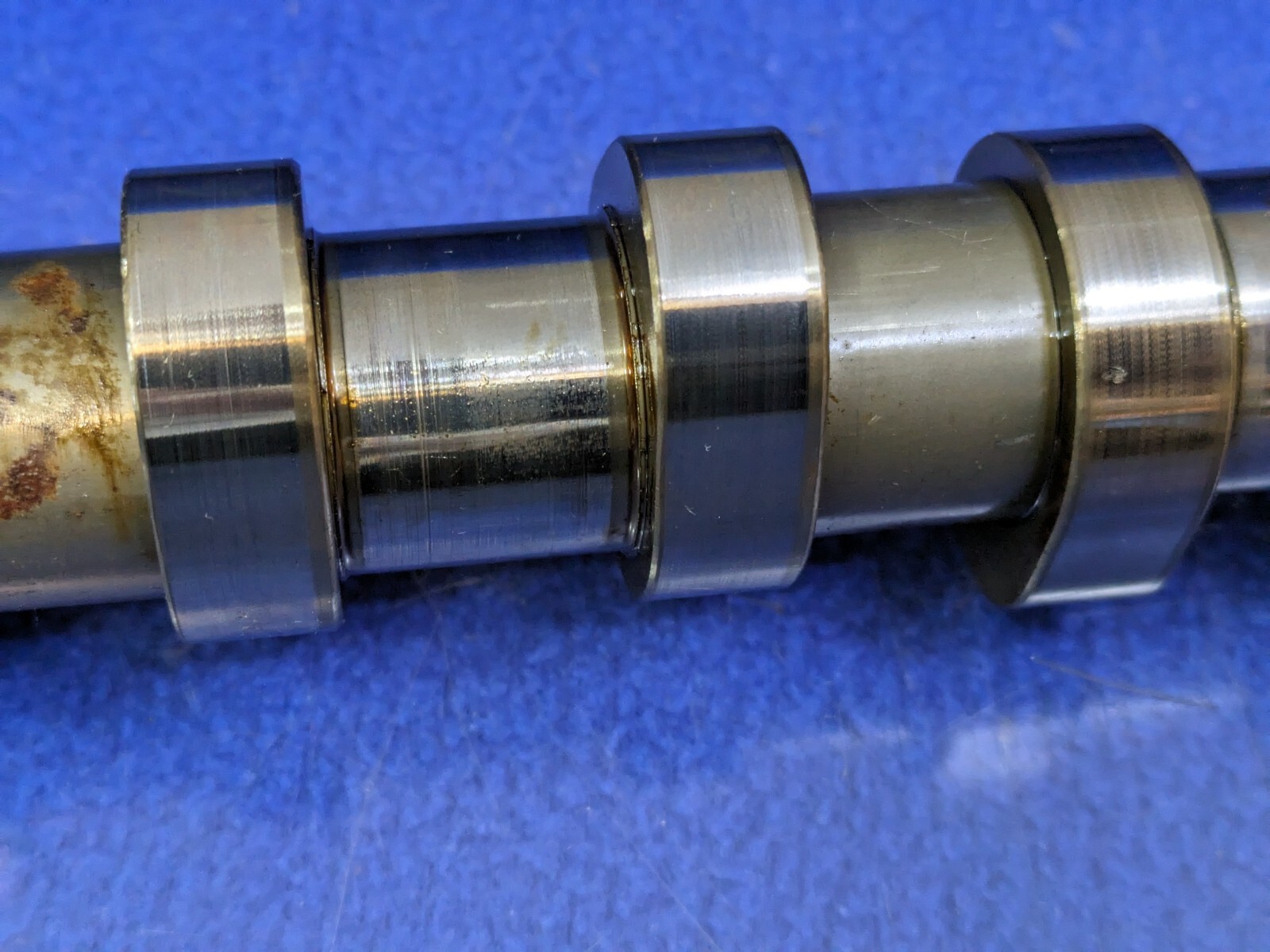 oem camshaft inlet right Bentley Continental 6.0 W12 intake cam shaft passenger