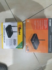 Vendo per inutilizzo mai usati due modem router Hamlet e D- link...