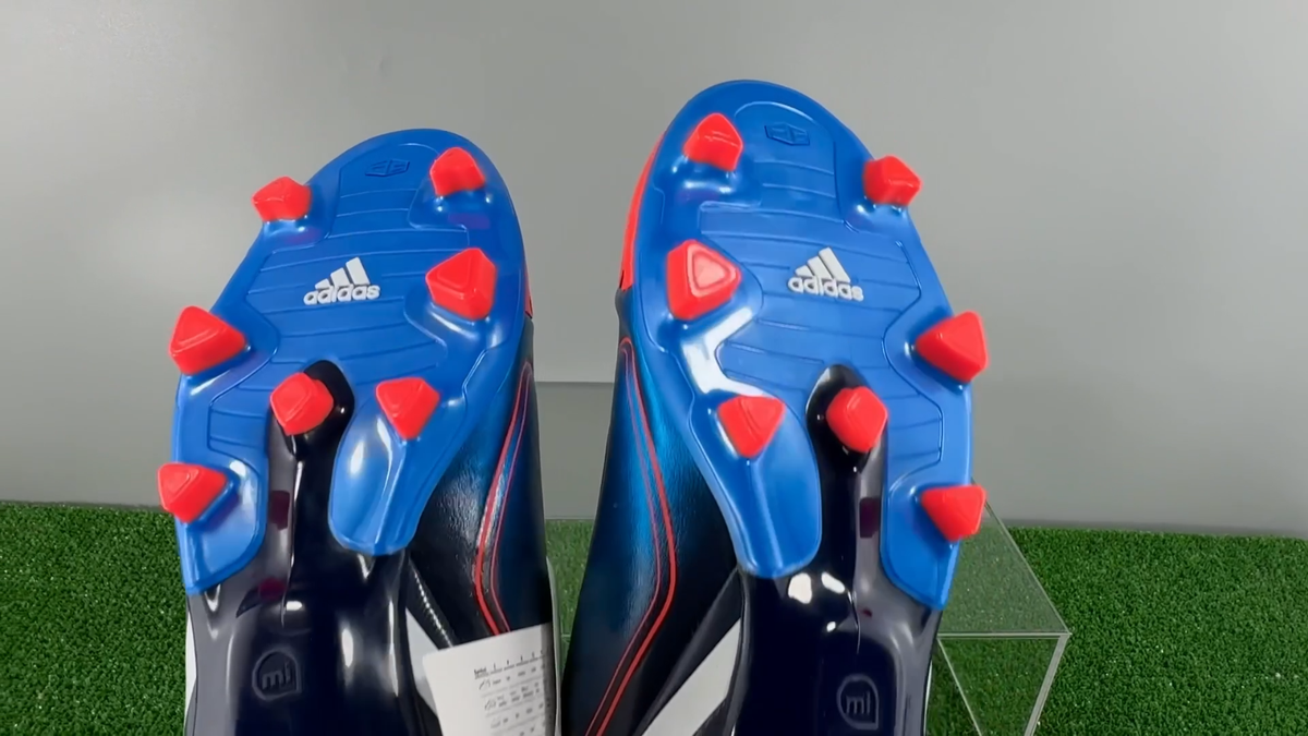 Adidas Predator Absolado V22103 US8.5 UK8 Blue boots Cleats mens