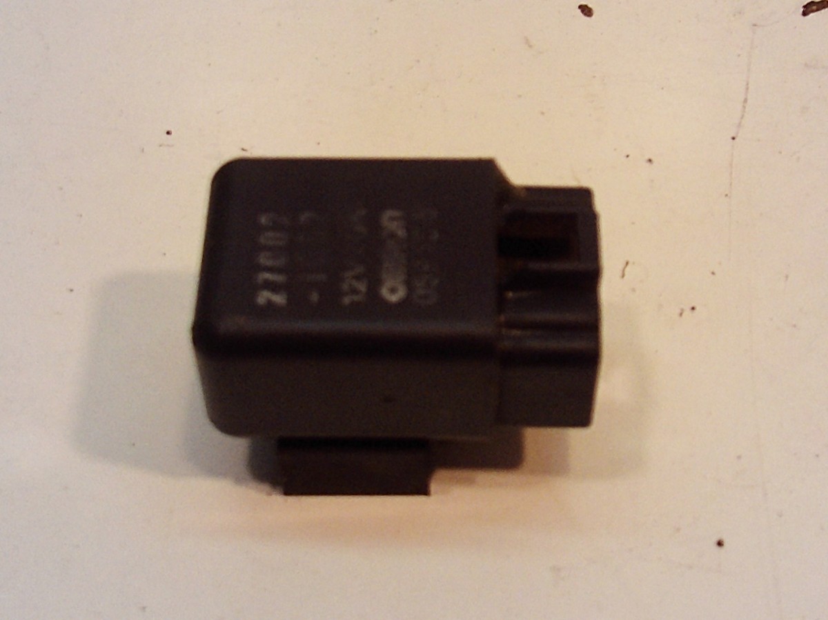 90 91 KAWASAKI NINJA ZX6 600 12V OMRON TURN SIGNAL BLINKER FLASHER