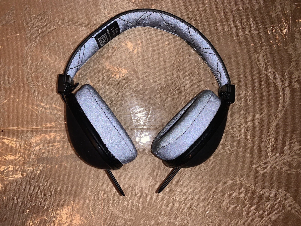 Skullcandy Eric Koston signature series headphones