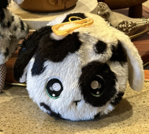 MGA ~Na Na Na Surprise Series 3 Dottie DeMil Doll Dalmatian Dog with Pouch Purse - Picture 3 of 24