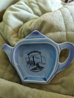 Vintage Teapot Shaped Souvenir Figure Washington The Evergreen State 3 1/4'' Tall