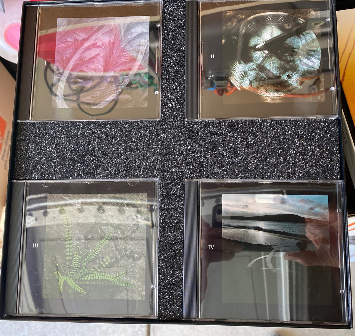 LED ZEPPELIN 4 Compact Disc Box Set CROP CIRCLES w/ Booklet