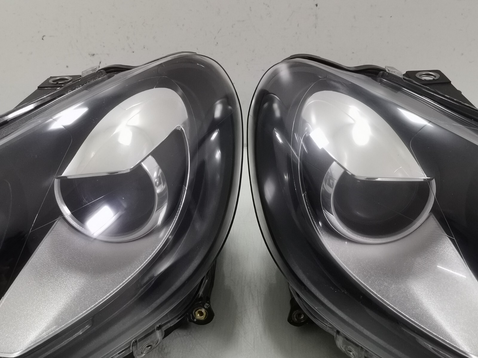 HELLA VOLKSWAGEN GOLF HID MK6 5K2 TSI XENON Headlights Headlamps Head
