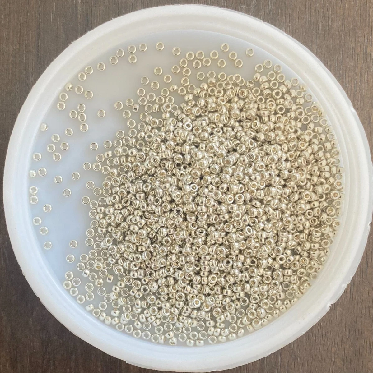 15/0 MIYUKI Japanese Seed Beads, Galvanized Silver (91051), 10g