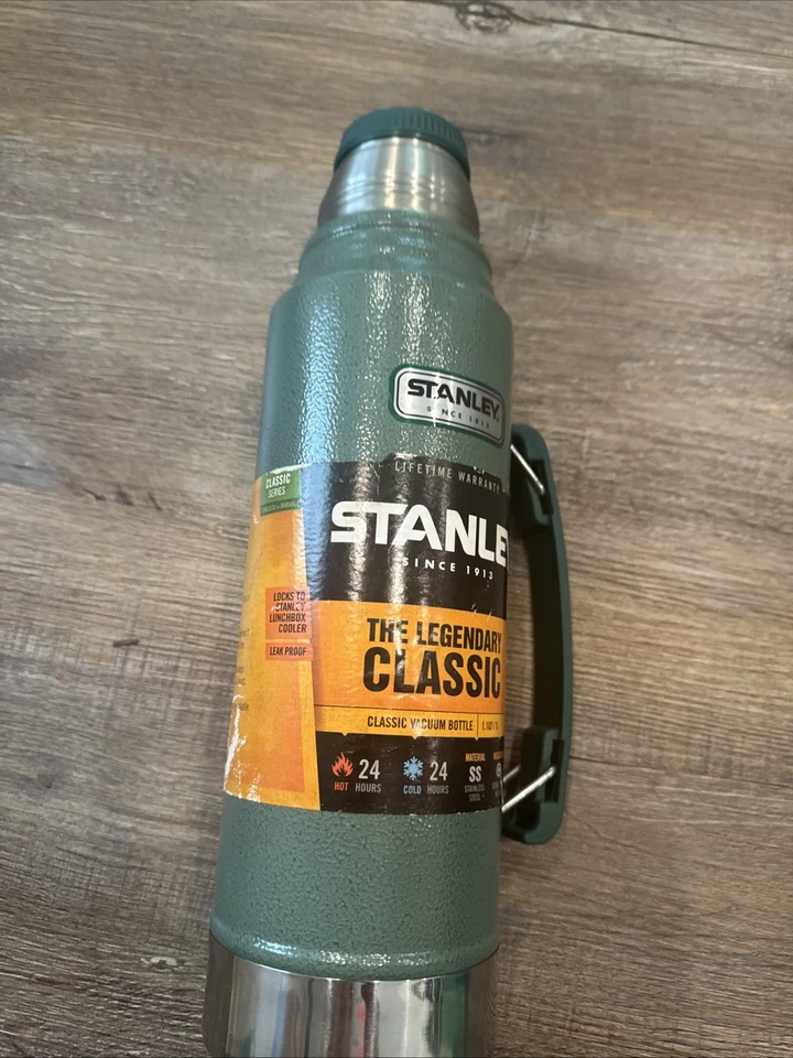 Botella de vacío clásica Stanley The Legendary termo de acero inoxidable 1L Foto 2 de 4