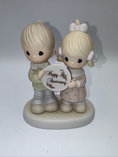 Vintage 1983 Precious Moments Figurine: Enesco E-2854
