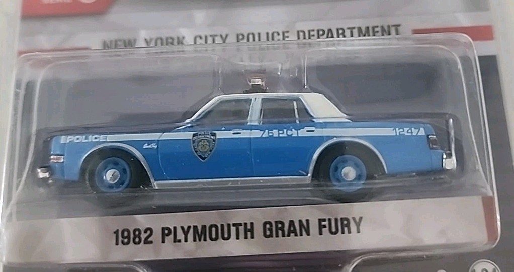 Greenlight NYPD Hot Pursuit 1982 Plymouth Gran Fury New York City