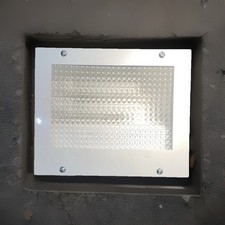 Full Spectrum Solutions Ultra Lux Portable Lighting Fixture Model 007421. Used