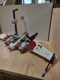 LEGO Star Wars: V-19 Torrent (7674) INCOMPLETE with Minifigure