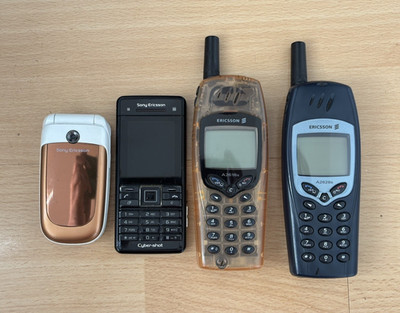 Sony Ericsson K850i Z310i + Ericsson A2618s A2628s Retro Handy Sammlung